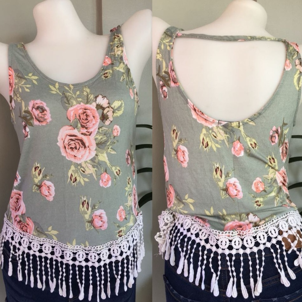 🪷 Rue21 Pink + Green Floral Tank w/ Fringe Detailing, size S🪷